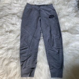 Nike sweatpants size youth Large